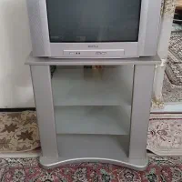 تلوزیون ۲۱ اینچ فیلیپس همراه با میز