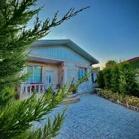 ویلا استخردار سرپوشیده دربست نزدیک شهر کد (۱۴۱)