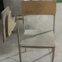 نیمکت مدرسه
