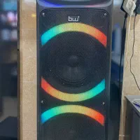 اسپیکر با میکروفن