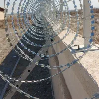 نصب سیم خاردار و توری|خدمات پیشه و مهارت|ری, بازار آهن|دیوار