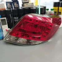 چراغ خطر عقب دنا سمت راست و چراغ جلو 405