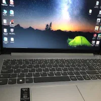 لپتاپ در حد نو