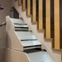 تعمیر ونقاشی درب های اتاقی ونصب نرده پله چوبی|خدمات پیشه و مهارت|کرمان, |دیوار