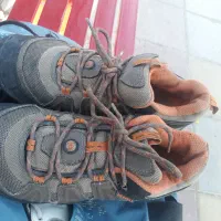 کتونی کوه نوردی سالم