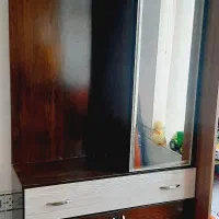 کمد و جاکفشی