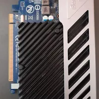کارت گرافیک 1 gig و دیسک دیجیتال