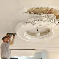 تخریب  و گچ کاری و خورده کاری کاشی  سرامیک شومینه