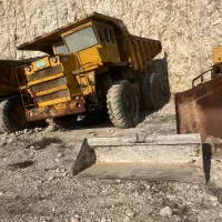 فروش سه دستگاه دامپتراک ، وبکو به صورت اسقاطی