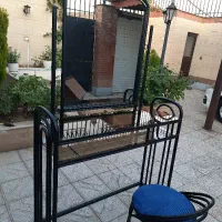میز آرایش همراه با صندلی