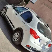کوییک R سفید مشکی 1400
