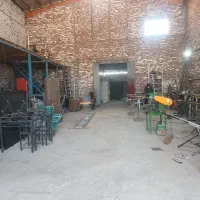تولید میز صندلی رگال شلف آینه قدی استند گاری