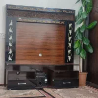 میز زیر تلوزیون