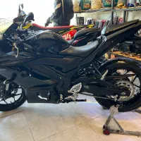 یاماها R25
