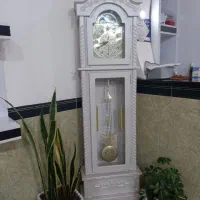 بوفه و ساعت ایستاده