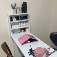 میز ناخن و صندلی
