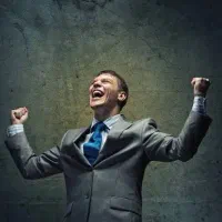 همکاری با فرد پرتلاش (درآمدزایی حتی در این شرایط)