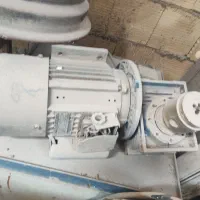 آره صندوقی .دریل .دو عدد دینام صنعتی|ماشینآلات صنعتی|اهرم, |دیوار