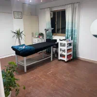 رهن یک واحد تجاری ۹۰ متری سالن زیبایی معلم|اجارهٔ دفتر کار، اتاق اداری، مطب|رشت, استادسرا|دیوار