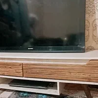 میزتی وی و ال سی دی ۳۲ اینچ صفحه شکسته|تلویزیون و پروژکتور|اهواز, پردیس دو|دیوار