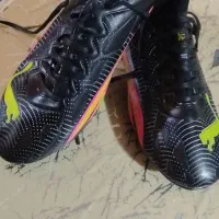 کفش چمن ورزشی