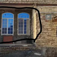 پنجره اهنی و درب حیاط اهنی