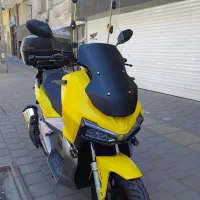 AGV کویر ۱۵۰ باکس دار
