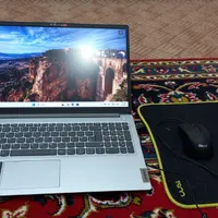 لپ تاپ Lenovo کاملا نو و سالم