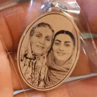 حکاکی لیزری روی طلا و نقره  طراحی چهره و متن