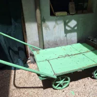 گاری چهار چرخ بزرگ