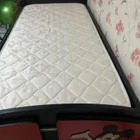 تخت نوجوان با تشک در حد نو|تخت و سرویس خواب|مرند, |دیوار