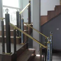 فروش لوله و یراق و نرده استیل به قیمت عمده|خدمات پیشه و مهارت|شیراز, اصلاحنژاد|دیوار