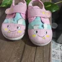 سه جفت کفش سایز ۲۰ و ۲۱ بچه گانه