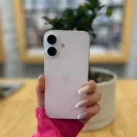 آیفون ۱۶ نرمال در حد بدون خط و خش