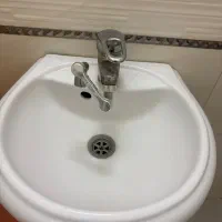 روشویی با پایه