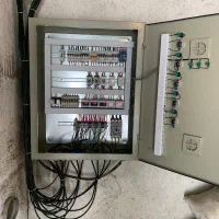 طراحی، ساخت و اجرای انواع تابلو های برق و ژنراتور