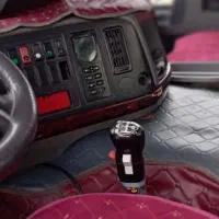 هوو ۱۳۸۴ با کانتین زیر فنر|خودرو سنگین|اسلام‌شهر, شهرک سعیدیه|دیوار