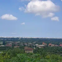 زمین ۱۶۰۰ متری