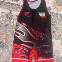 دوبنده کشتی باند قرمز