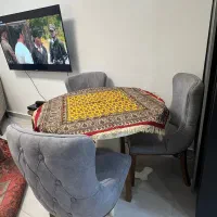 میز غذاخوری به همراه ۳ صندلی