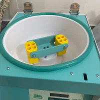 دستگاه سانترفیوژ