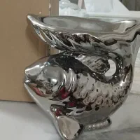 تعدادی لوازم اشپزخانه و دکور