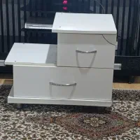 پاتختی سفید
