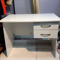 میز تحریر و کار