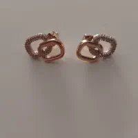 گوشواره نگین دار