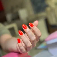 خدمات تخصصی ناخن