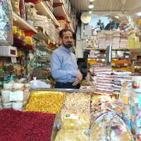 نیرو کار ساده آجیل و خشکبار بهشتی