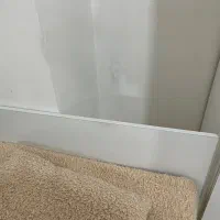 تخت سالم و ساده سفید نوجوان|تخت و سرویس خواب|کرج, شاهین‌ویلا|دیوار