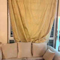 پرده طلایی زخیم بسیار پر چین
