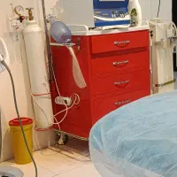 رنت اتاق های عمل کلینیک|اجارهٔ کوتاه‌مدت دفتر کار و فضای آموزشی|کرمانشاه, |دیوار